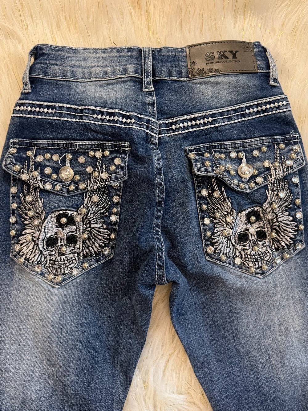 Y2K Rhinestone Skull Wing Embroidered Flare Jeans Size 00